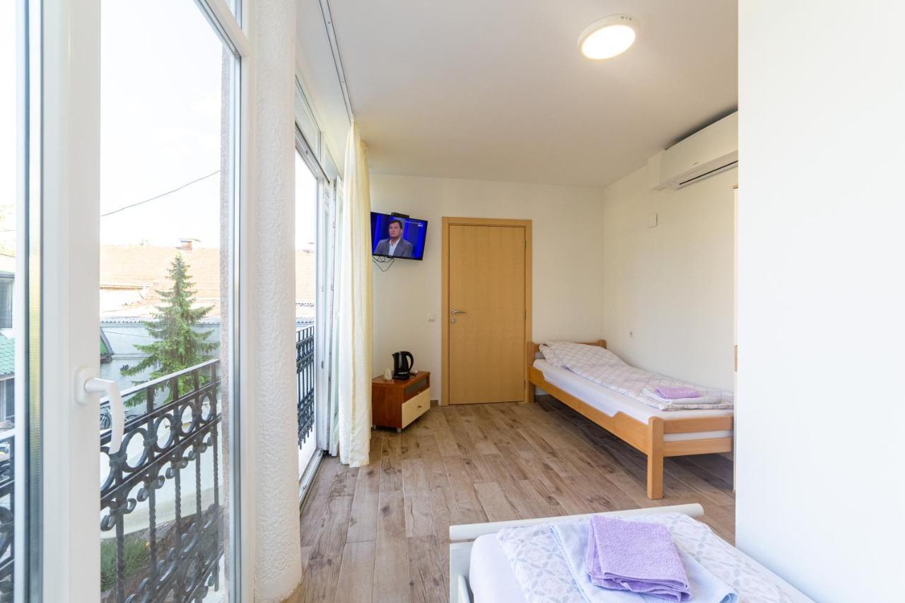 Villa Ami Novi Sad Exterior photo