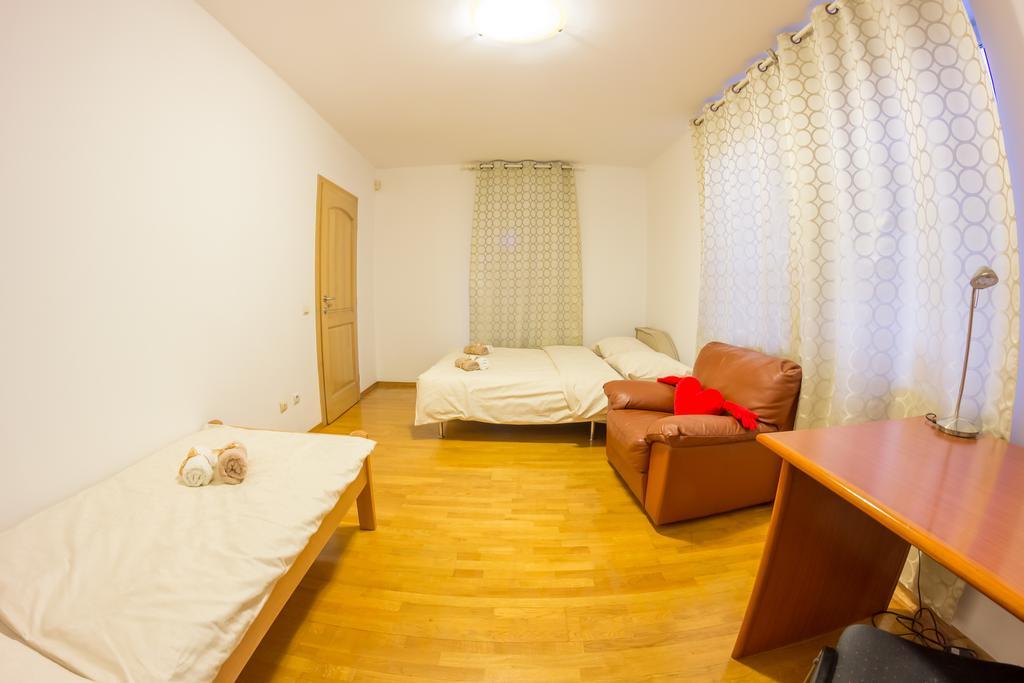 Villa Ami Novi Sad Exterior photo