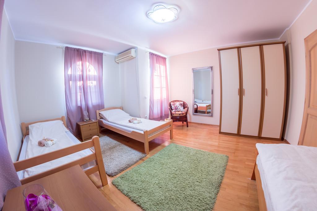 Villa Ami Novi Sad Exterior photo